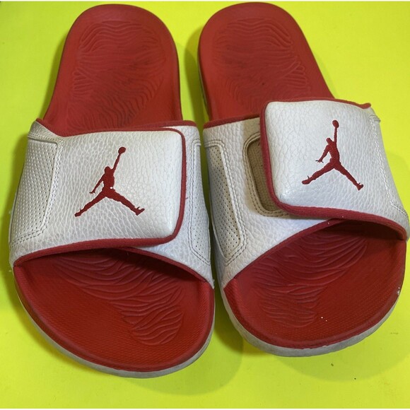 Jordan Hydro Slides retro 3 cement fire red Mens Size 11 Red Slippers With Box - Picture 1 of 5